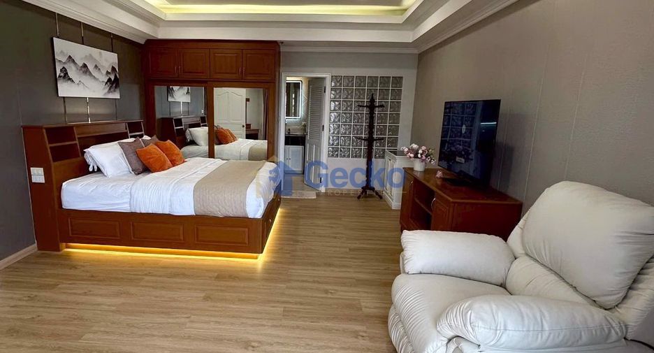 For sale 2 bedrooms condo in Jomtien, Pattaya
