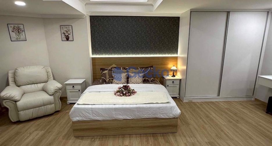 For sale 2 bedrooms condo in Jomtien, Pattaya