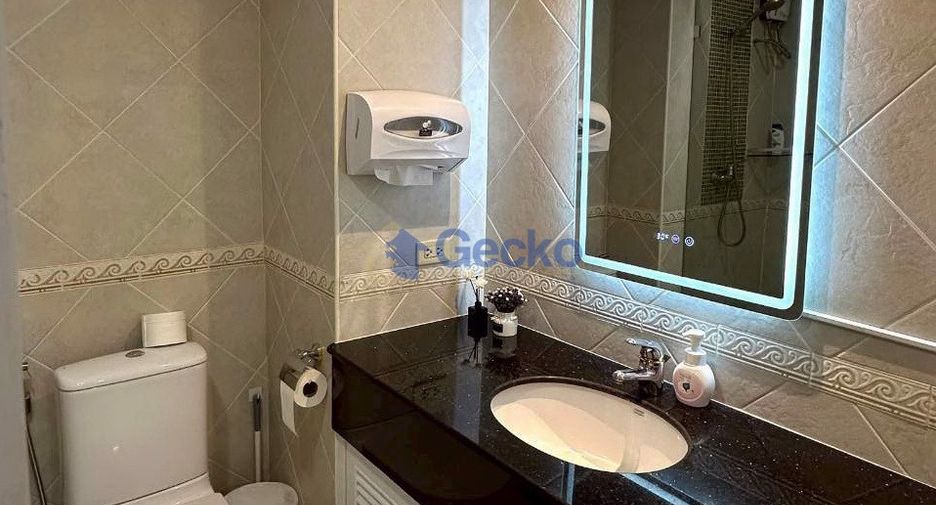 For sale 2 bedrooms condo in Jomtien, Pattaya