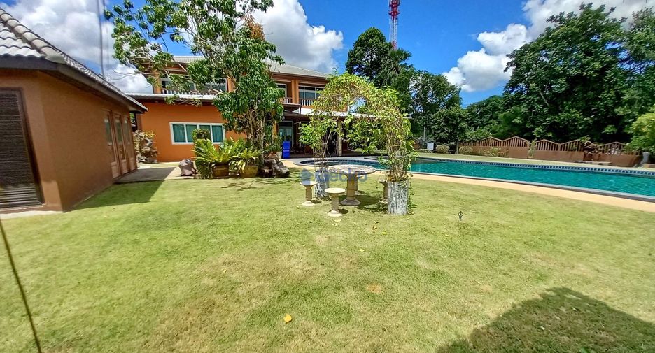 Haus zum Kauf mit 6 Zimmer in Bang Lamung, Chonburi