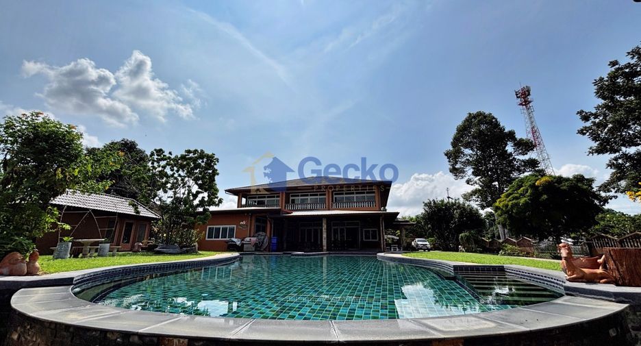 Haus zum Kauf mit 6 Zimmer in Bang Lamung, Chonburi