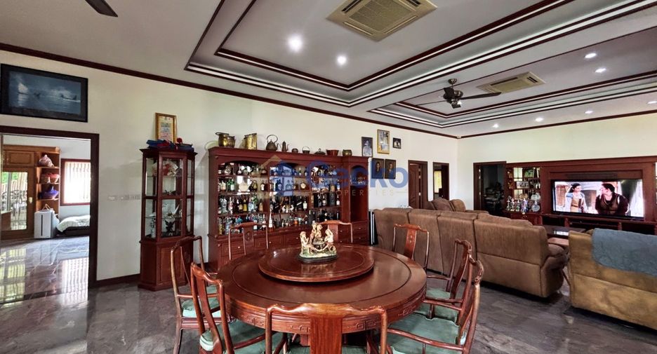 Haus zum Kauf mit 6 Zimmer in Bang Lamung, Chonburi