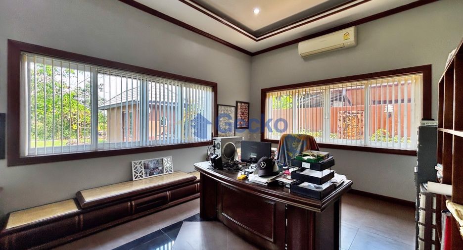 Haus zum Kauf mit 6 Zimmer in Bang Lamung, Chonburi