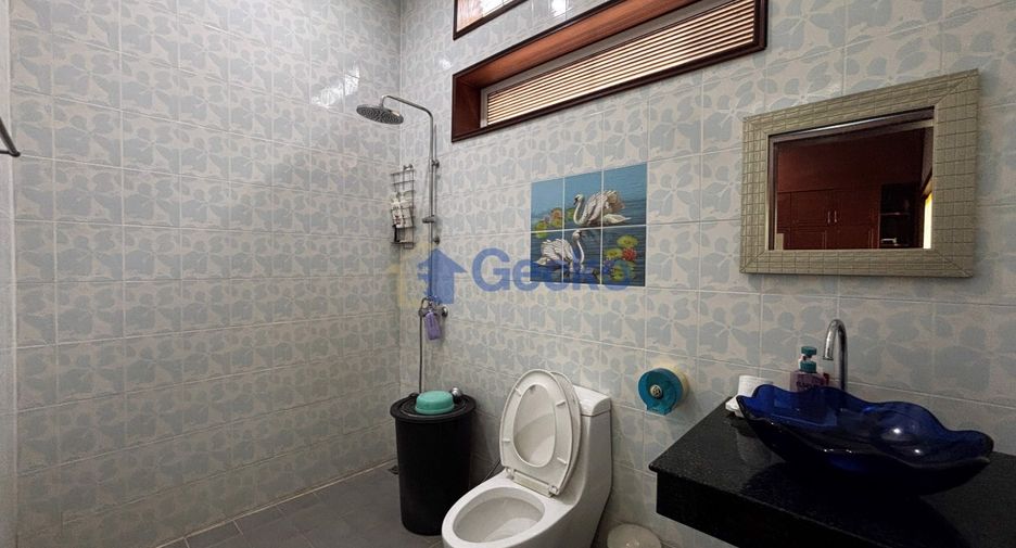 Haus zum Kauf mit 6 Zimmer in Bang Lamung, Chonburi