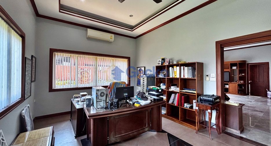 Haus zum Kauf mit 6 Zimmer in Bang Lamung, Chonburi