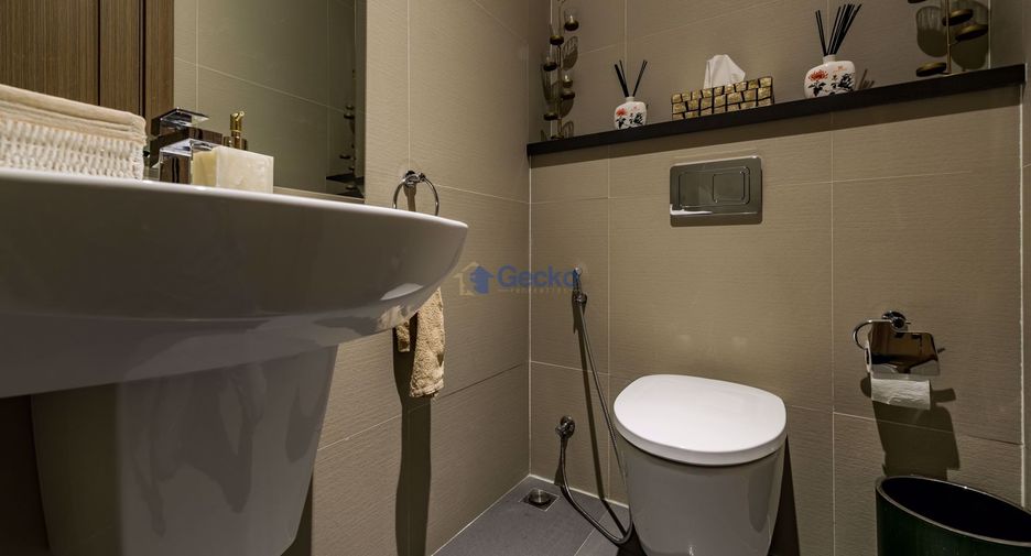 Casa en alquiler y en venta de 4 habitaciones en East Pattaya, Pattaya
