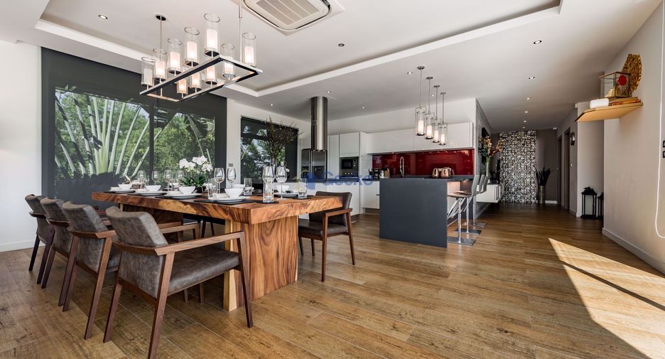 Casa en alquiler y en venta de 4 habitaciones en East Pattaya, Pattaya