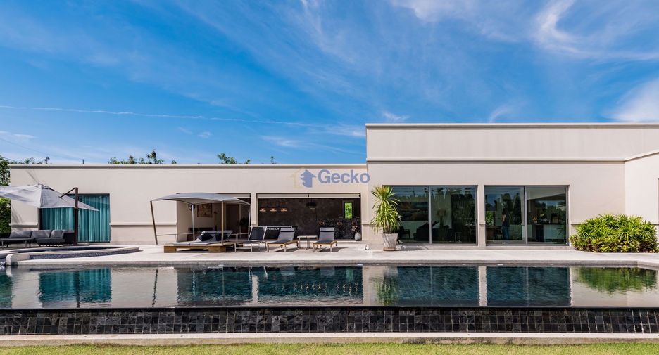 Casa en alquiler y en venta de 4 habitaciones en East Pattaya, Pattaya