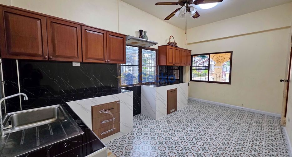 出售 3 卧室 独立屋 在 Bang Lamung, Chon Buri