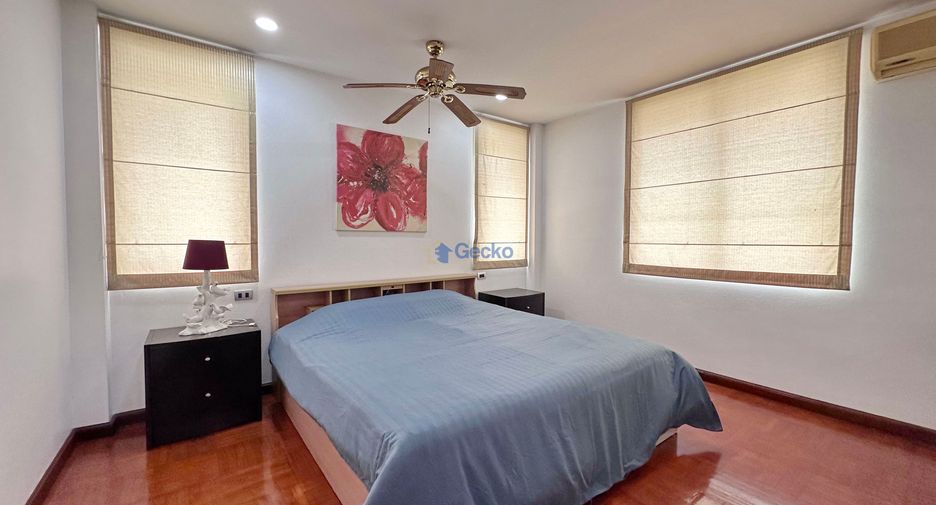 For rent and for sale 3 bedrooms house in Bang Lamung, Chonburi