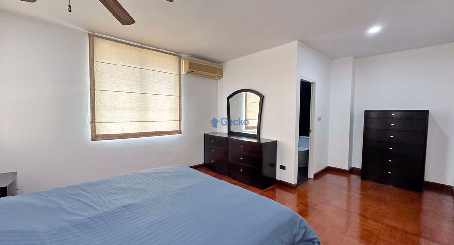 For rent and for sale 3 bedrooms house in Bang Lamung, Chonburi