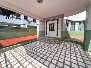 À louer et à vendre 3 chambres maison à Bang Lamung, Chonburi