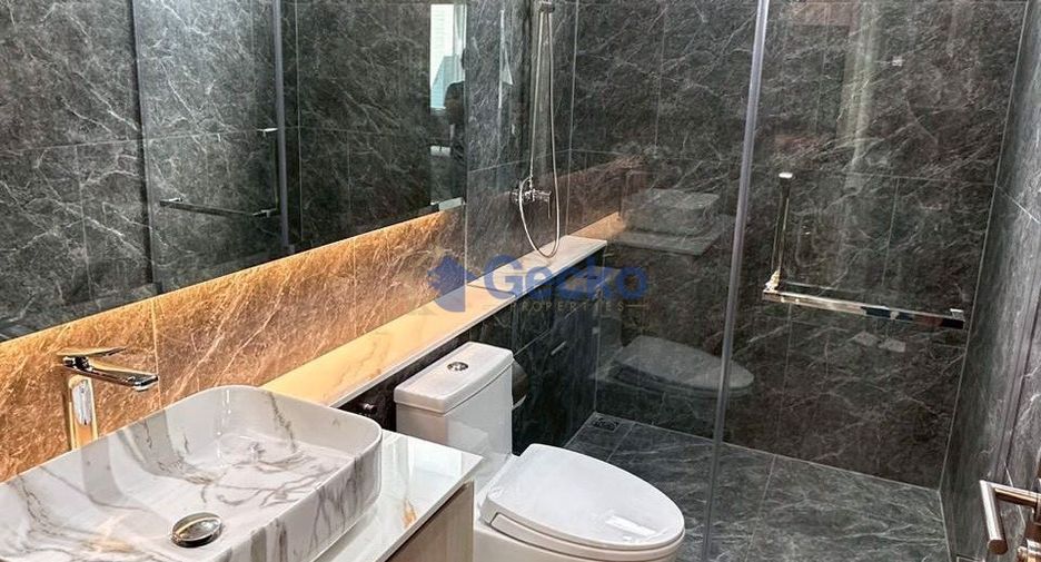 For rent 4 bedrooms house in East Pattaya, Pattaya