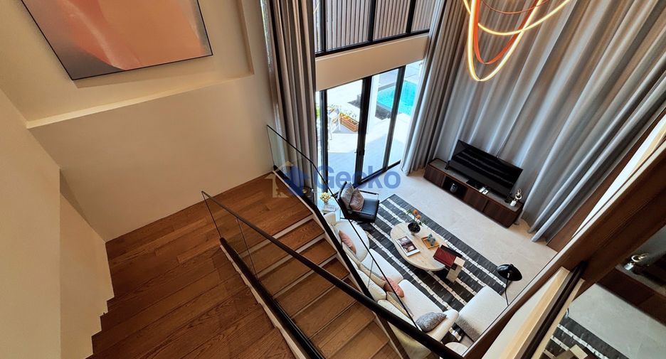 For sale 4 bedrooms house in East Pattaya, Pattaya