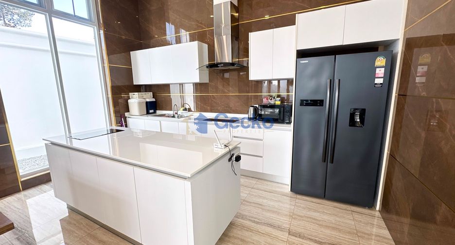 For rent 6 bedrooms house in South Pattaya, Pattaya