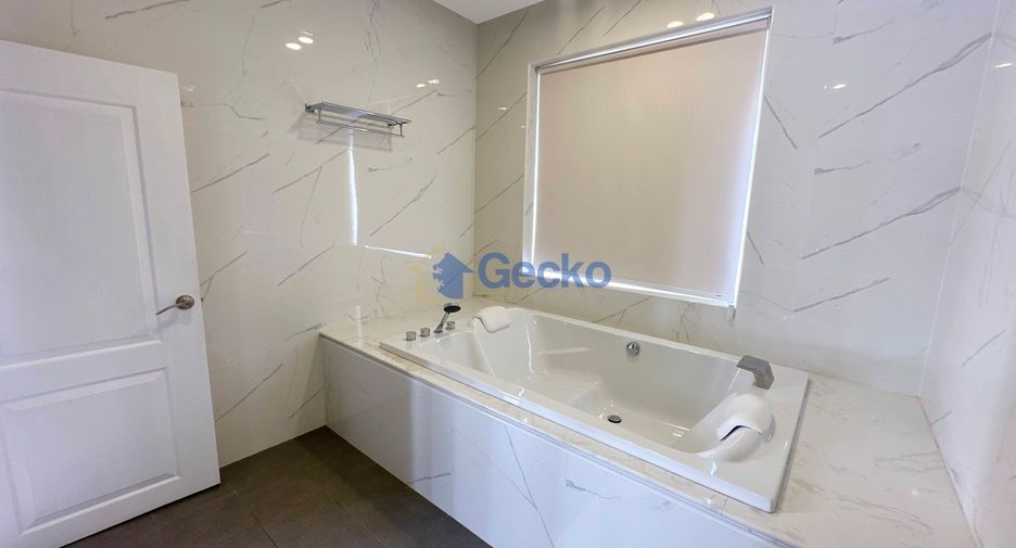 For rent 6 bedrooms house in South Pattaya, Pattaya