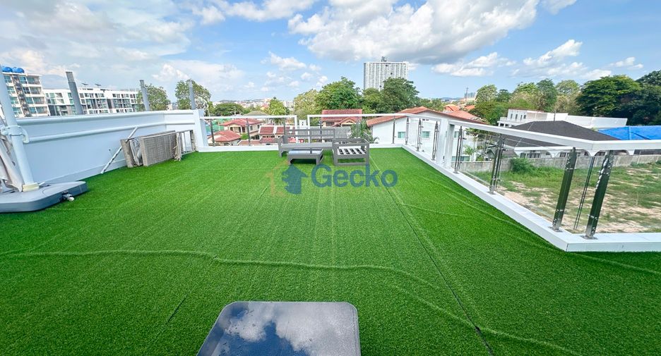 For rent 6 bedrooms house in South Pattaya, Pattaya