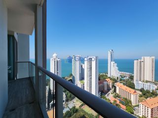 For sale 2 ベッドルーム condo in Bang Lamung, Chonburi