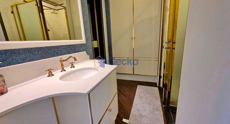 For rent 2 bedrooms condo in Sattahip, Chonburi