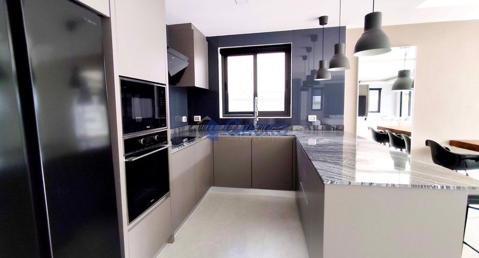 Haus zum Kauf mit 3 Zimmer in Bang Lamung, Chonburi