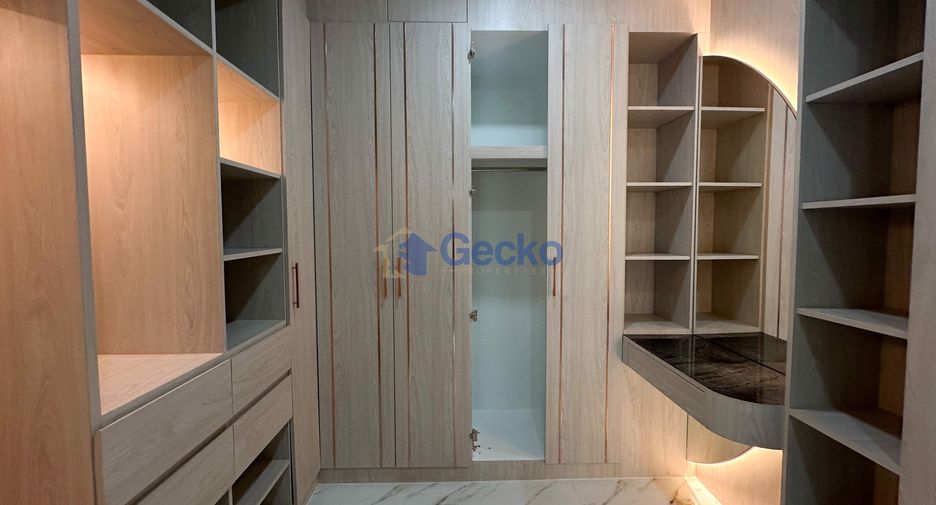 For sale 3 bedrooms house in East Pattaya, Pattaya