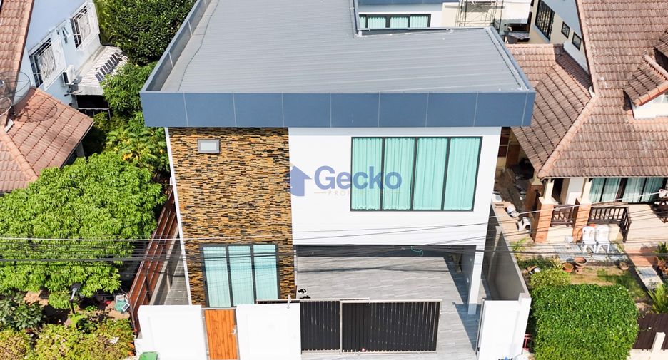 For sale 3 bedrooms house in East Pattaya, Pattaya