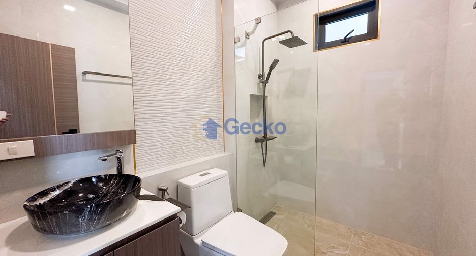 For sale 3 bedrooms house in East Pattaya, Pattaya