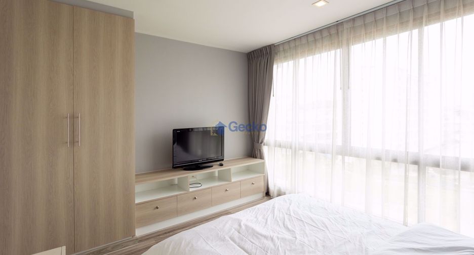 For sale 2 bedrooms condo in South Pattaya, Pattaya