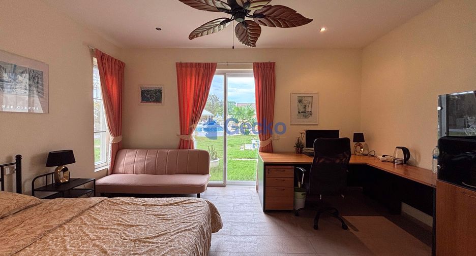 Casa en alquiler de 8 habitaciones en East Pattaya, Pattaya