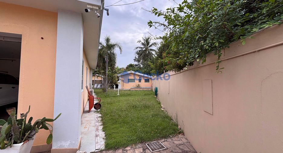 Casa en alquiler de 8 habitaciones en East Pattaya, Pattaya