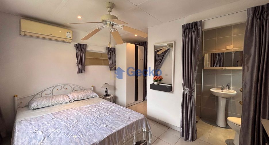 Casa en alquiler de 8 habitaciones en East Pattaya, Pattaya