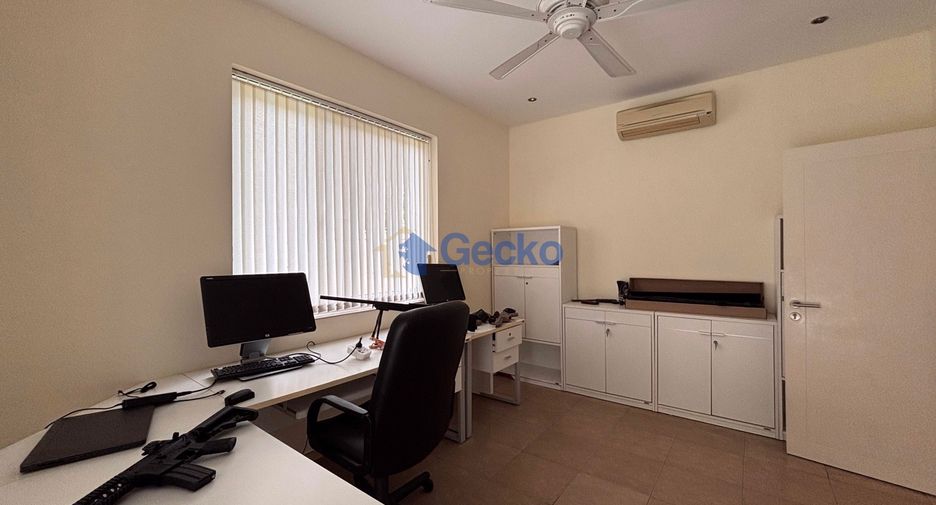 Casa en alquiler de 8 habitaciones en East Pattaya, Pattaya