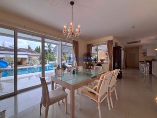 For rent 8 bedrooms house in Bang Lamung, Chonburi