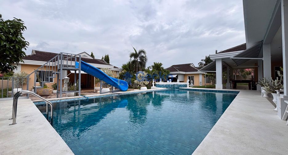 Casa en alquiler de 8 habitaciones en East Pattaya, Pattaya
