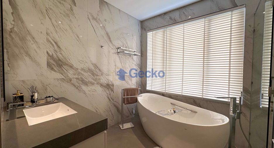 Haus zum Kauf mit 4 Zimmer in Huay Yai, Pattaya