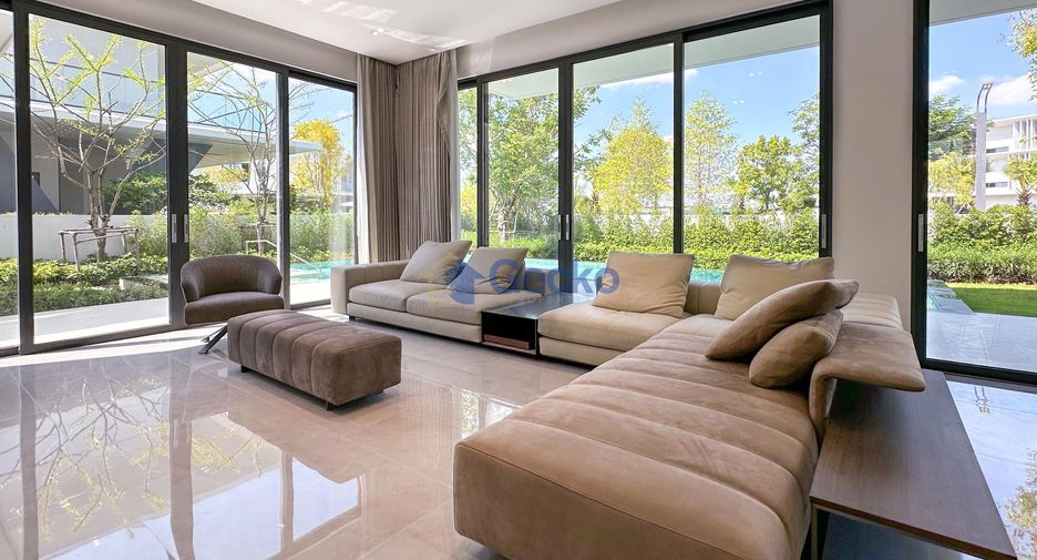 For sale 4 bedrooms house in Huay Yai, Pattaya