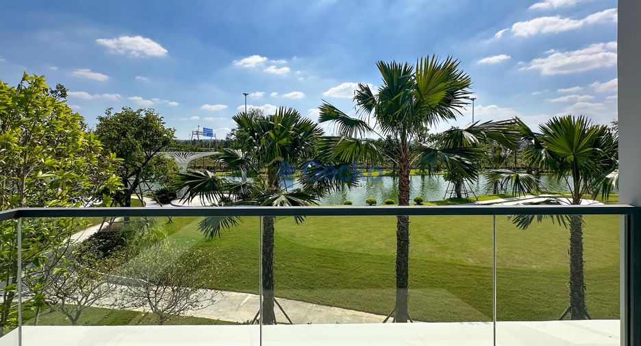 For sale 4 bedrooms house in Huay Yai, Pattaya