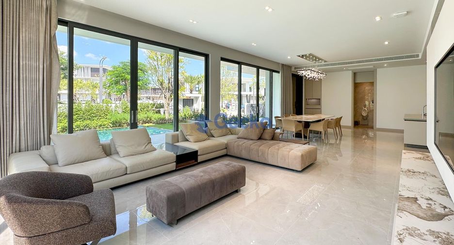 For sale 4 bedrooms house in Huay Yai, Pattaya