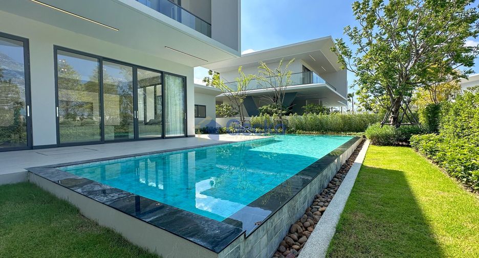 For sale 4 bedrooms house in Huay Yai, Pattaya