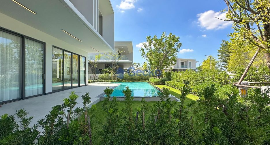 For sale 4 bedrooms house in Huay Yai, Pattaya