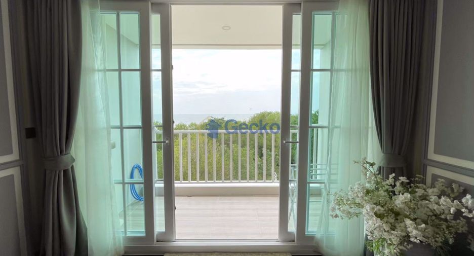 For rent 3 bedrooms condo in Sattahip, Chonburi