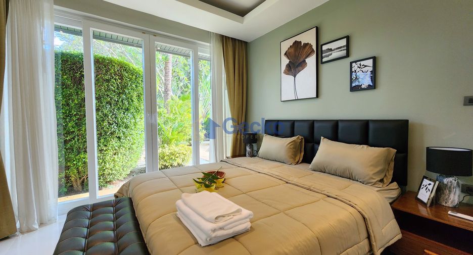 For sale 4 bedrooms house in East Pattaya, Pattaya
