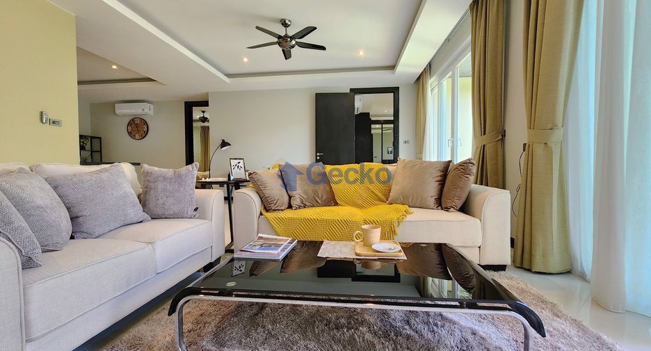 For sale 4 bedrooms house in East Pattaya, Pattaya