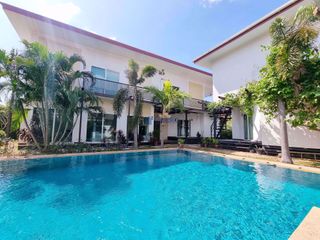 Haus zum Kauf mit 4 Zimmer in Bang Lamung, Chonburi
