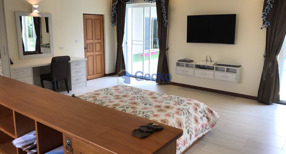 For rent and for sale 5 bedrooms house in East Pattaya, Pattaya