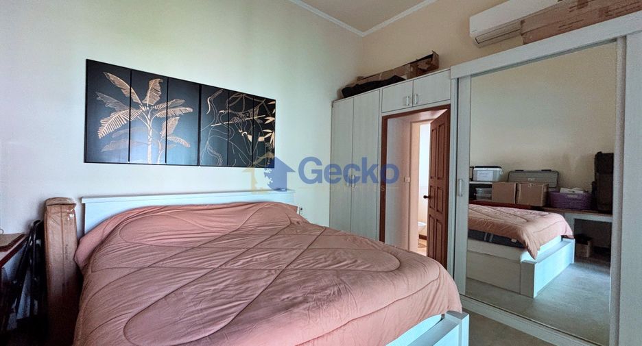 For rent and for sale 5 bedrooms house in East Pattaya, Pattaya