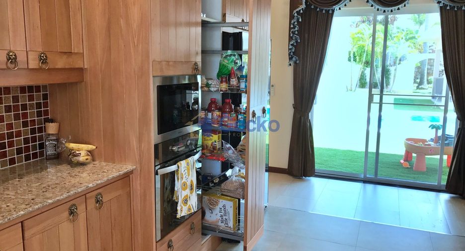 For rent and for sale 5 bedrooms house in East Pattaya, Pattaya
