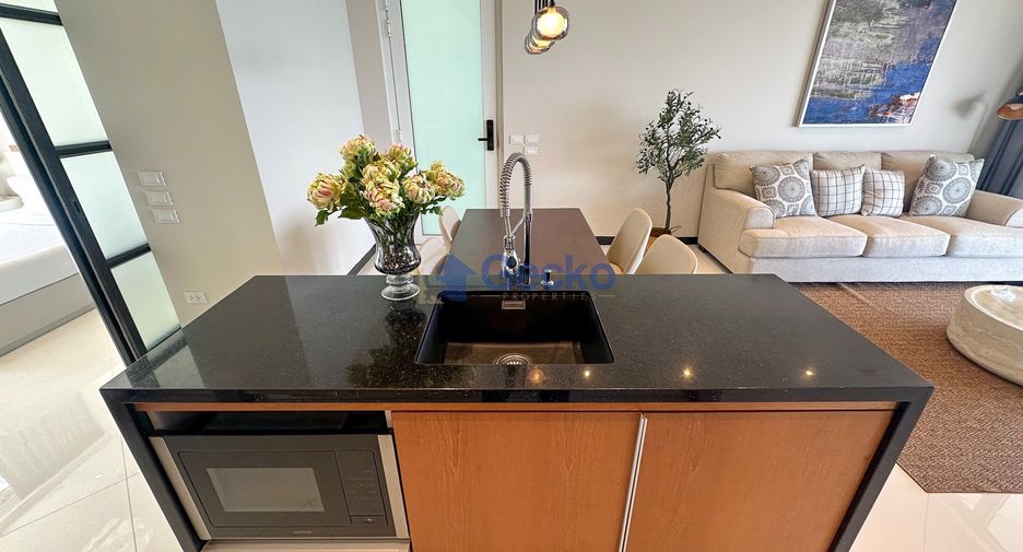 For rent and for sale 2 bedrooms condo in Sattahip, Chonburi