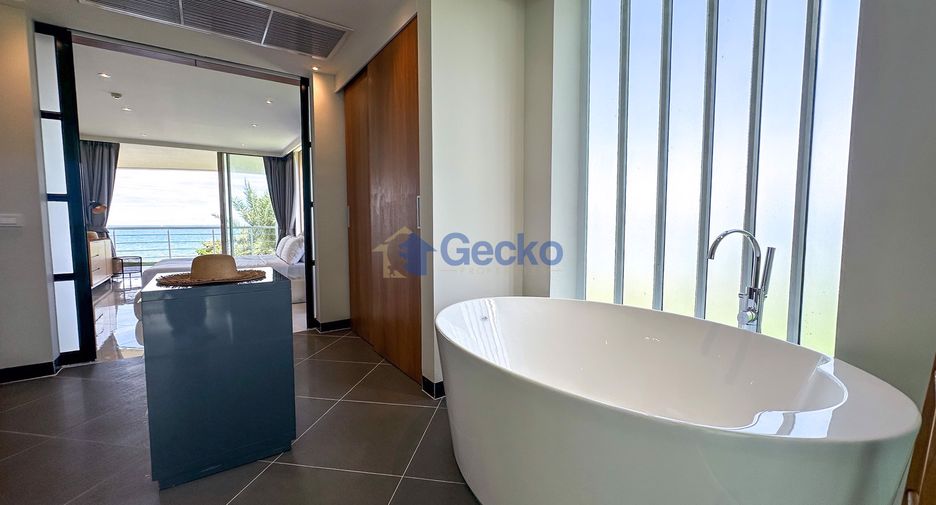 For rent and for sale 2 bedrooms condo in Sattahip, Chonburi