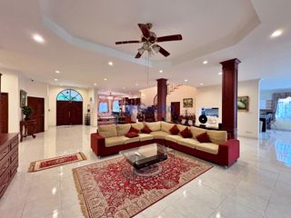 For rent 5 bedrooms house in Bang Lamung, Chonburi